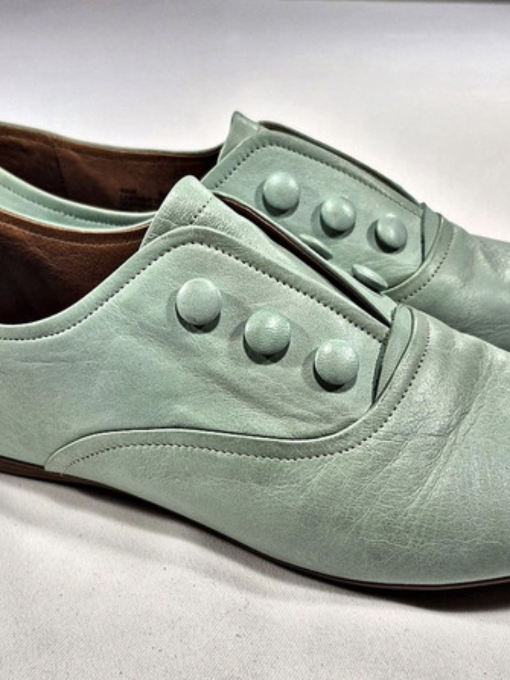 Miz Mooz Leather Button Flats Green US 9